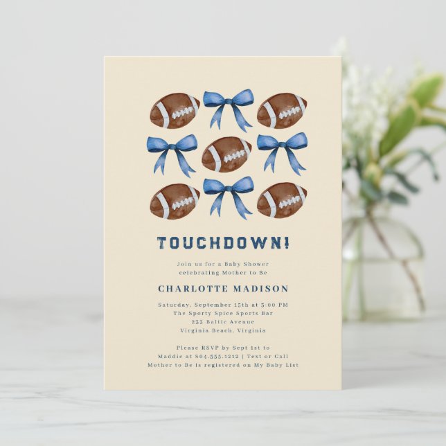 Touchdown Football  and Bows Baby Shower  Einladung (Stehend Vorderseite)