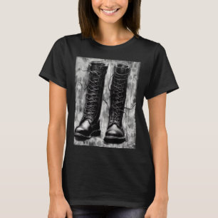 Tough Biker Schwarze Schnürstiefel Zeichnung T-Shirt