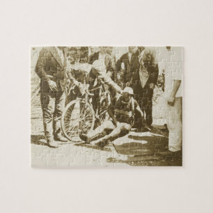 Tour de France 1936 verletzter Rider erhält Hilfe Puzzle