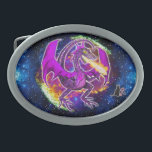 Tourmaline Cosmic Dragon Oval Gürtelschnalle<br><div class="desc">Von den fernen Enden des Kosmos kommen reptilische Wesen, die von der mystischen Vergangenheit gehalten werden. Jeder kosmische Drache stellt einen wertvollen Edelstein dar. Während du diese kosmische Drachengurtschnalle tragst, kannst du deinen Körper mit dem Geist eines kosmischen Drachen anregen. Achten Sie auf sein starkes Power-Potenzial. ... Der kosmische Drache...</div>