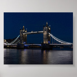 Tower Bridge bei Nacht Poster
