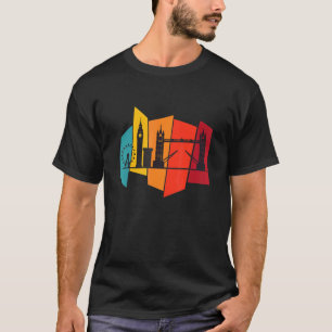 Tower Bridge of London Skyline Retro England T-Shirt