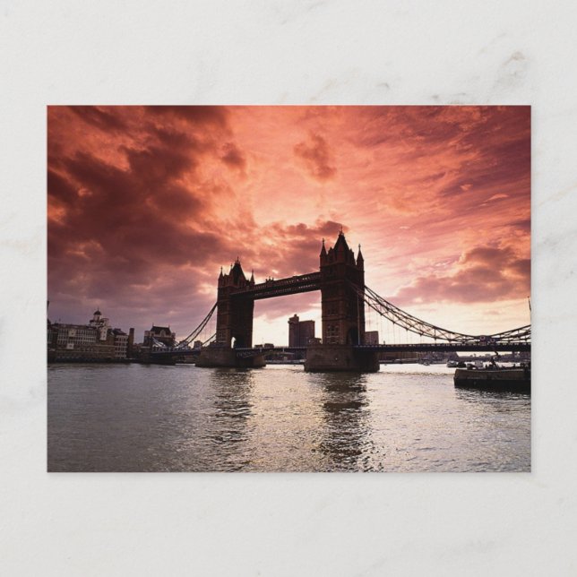 Tower Bridge Red Sky Postkarte (Vorderseite)