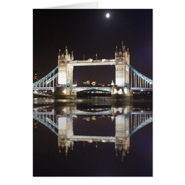 Tower Bridge reflektiert (Vorne)