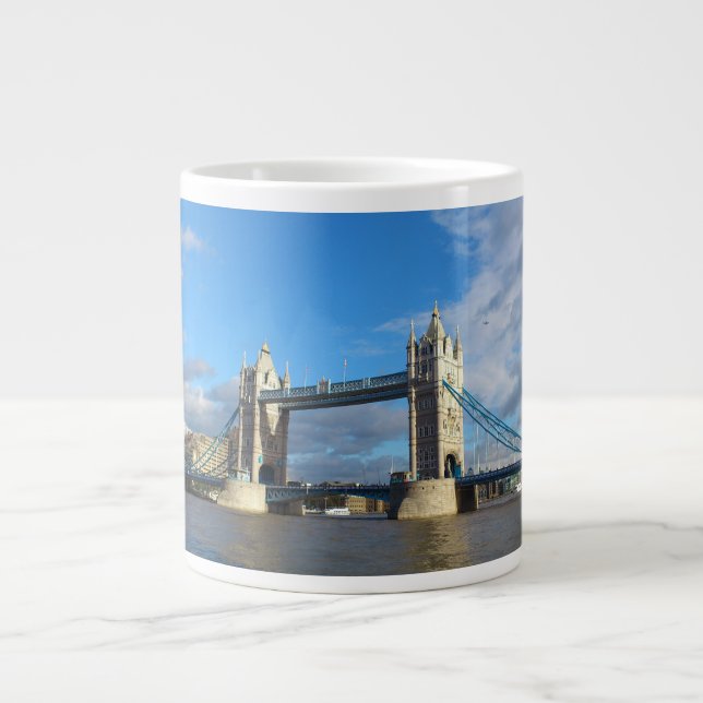 Tower Bridge-Tasse. Jumbo-Tasse (Vorderseite)
