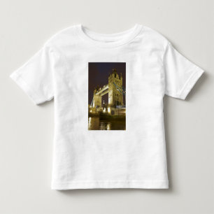 Tower Bridge und Themse in der Dämmerung, London, Kleinkind T-shirt