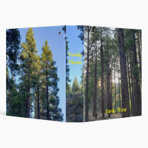 Towerende Kiefernbäume Foto mit dem Titel Fotos