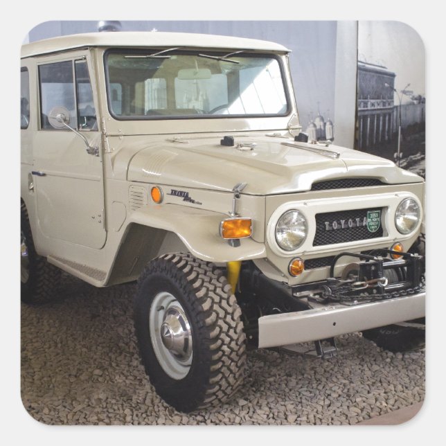 Toyota Land Cruiser BJ 40 Quadratischer Aufkleber (Vorderseite)