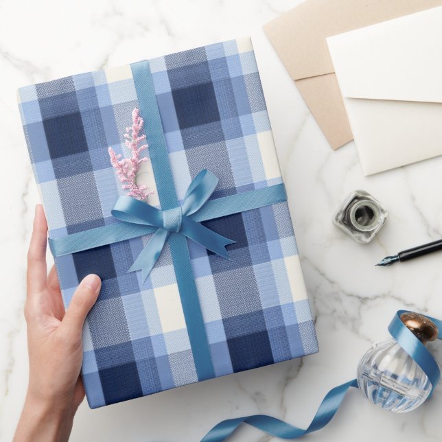 Traditional Blue Navy Check Sky Plaid Pattern Geschenkpapier (Schenken)