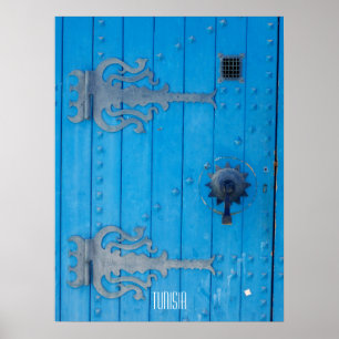 Traditionelle blaue Holztür in Tunesien Poster