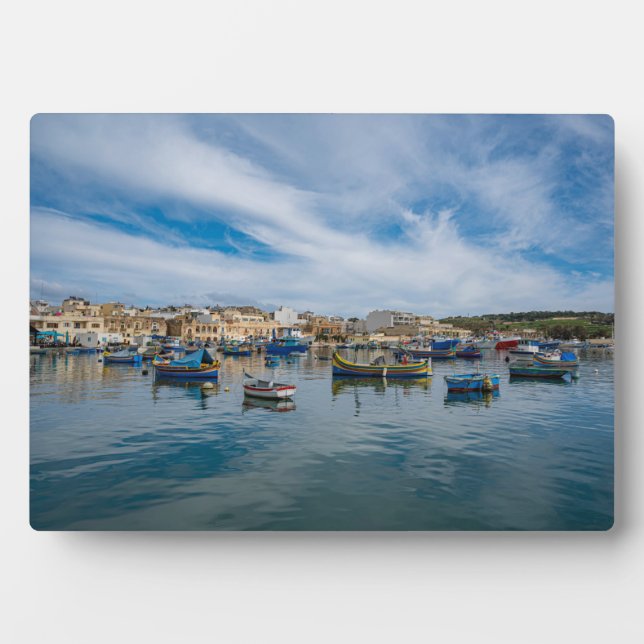 Traditionelle bunte Fischerboote im Hafen Fotoplatte (Vorderseite)