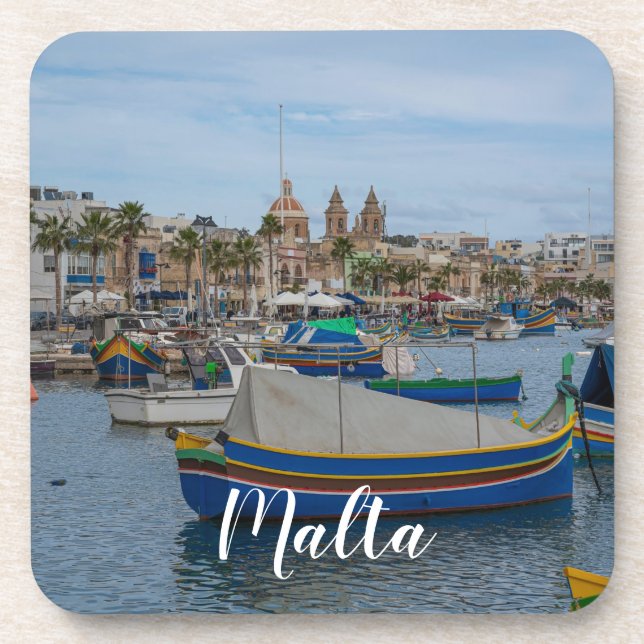 Traditionelle bunte Fischerboote in Malta Getränkeuntersetzer (Vorderseite)