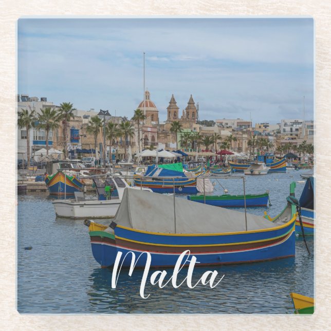 Traditionelle bunte Fischerboote in Malta Glasuntersetzer (Vorderseite)