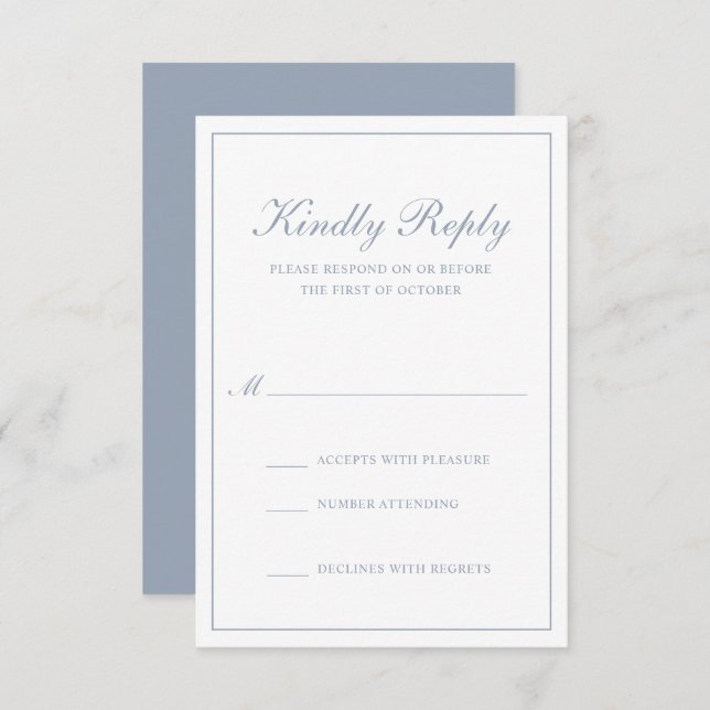 Traditionelle formale Elegant Dusty Blue Wedding RSVP Karte (Vorne/Hinten)