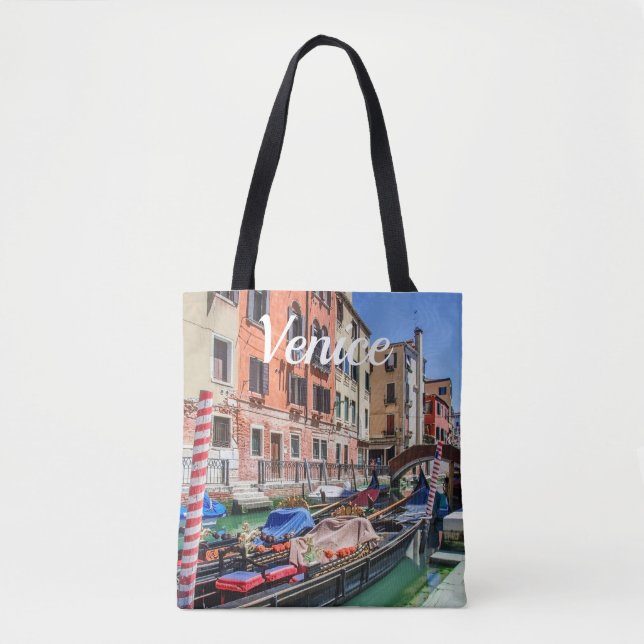 Traditionelle Gondel in Venedig (Vorderseite)