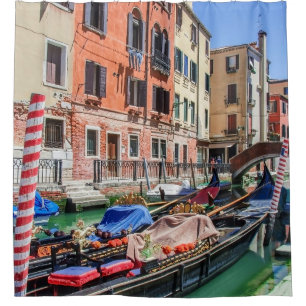 Traditionelle Gondel in Venedig Duschvorhang
