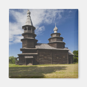 Traditionelle hölzerne russisch-orthodoxe Kirche Magnet