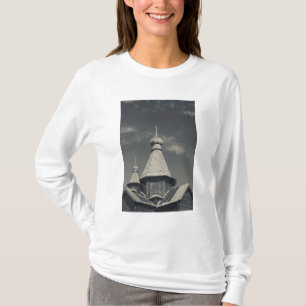 Traditionelle hölzerne russisch-orthodoxe Kirche T-Shirt