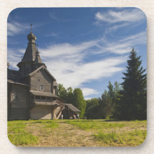 Traditionelle hölzerne russisch-orthodoxe Kirche Untersetzer