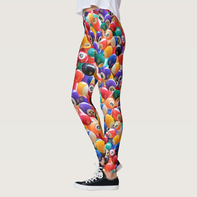 Traditionelle Nachtballfarben, Leggings (Links)
