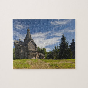 Traditionelle russisch-orthodoxe Kirche aus Holz Puzzle