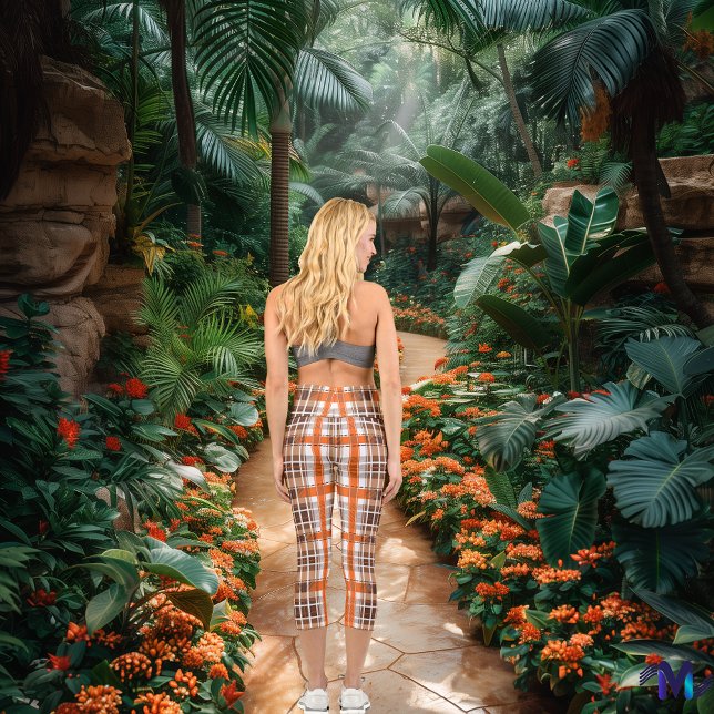 Traditionelle schottische Plaid in Browns and Oran Capri Leggings (Von Creator hochgeladen)