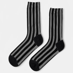 Traditionelle schwarze und weiße dreifache vertika socken