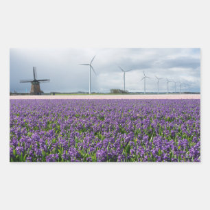 Traditionelle und moderne Windmühle in Holland Auf Rechteckiger Aufkleber