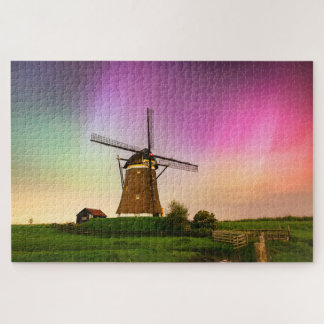Traditionelle Windmühle unter dem Nordlicht Puzzle