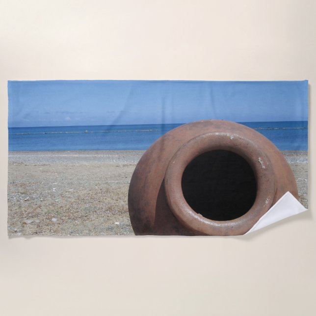 Traditioneller griechischer Terracotta Pot am Stra Strandtuch (Vorderseite)