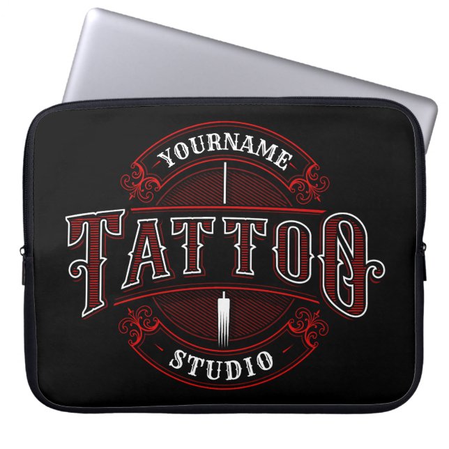 Traditioneller Stil ADD NAME Tattoo Studio Shop Laptopschutzhülle (Vorderseite)