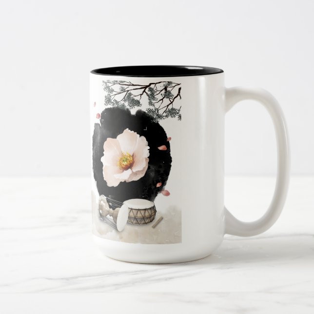 Traditionelles Design Zweifarbige Tasse (Rechts)