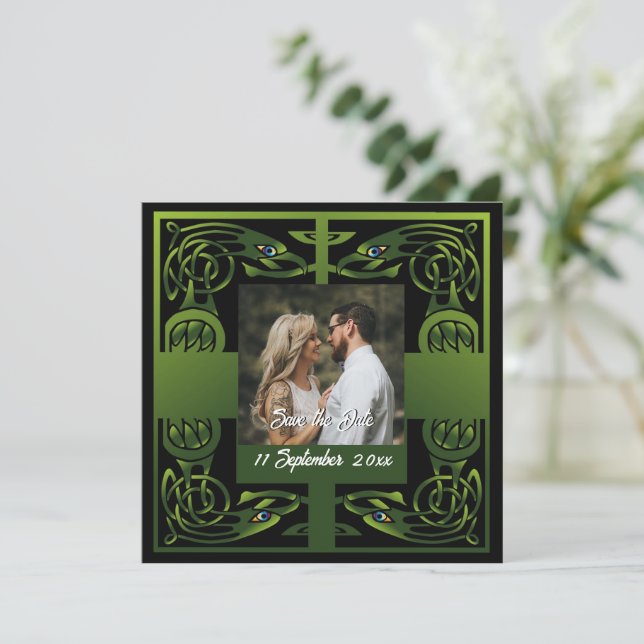 Traditionelles Green Irish Celtic Design Einladung (Stehend Vorderseite)