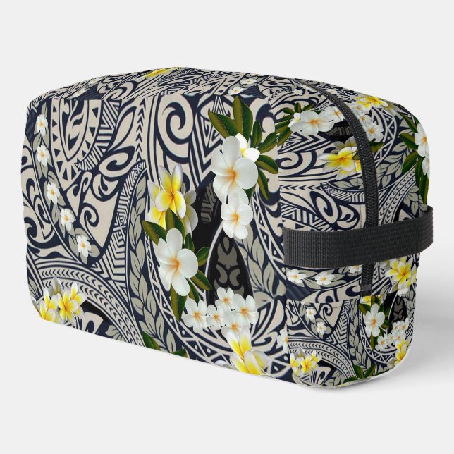 Traditionelles hawaiianisches Tapa und Plumeria Waschbeutel (Linke Seite)