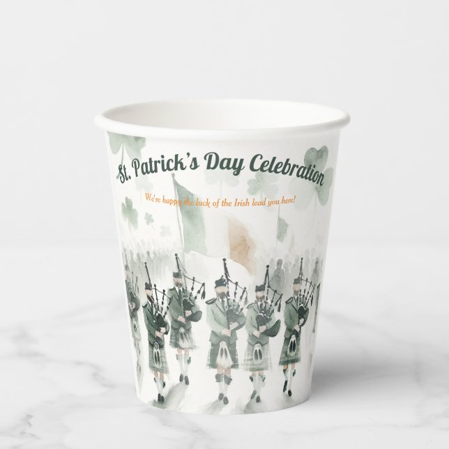 Traditionelles keltisches Irish St. Patrick's Day  Pappbecher (Vorderseite)