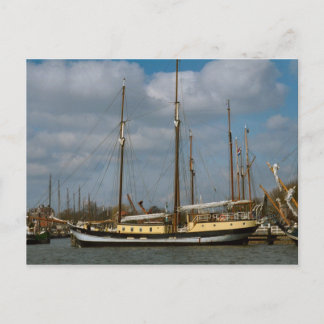 Traditionelles niederländisches Schiff, Enkhuizen Postkarte