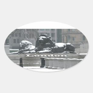 Trafalgar Square London - Snow Ovaler Aufkleber
