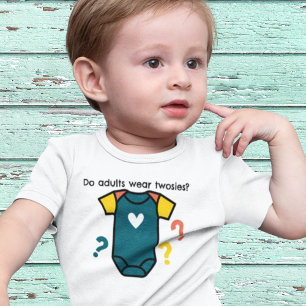 Tragen Erwachsene Zweiteiler? Baby Strampler