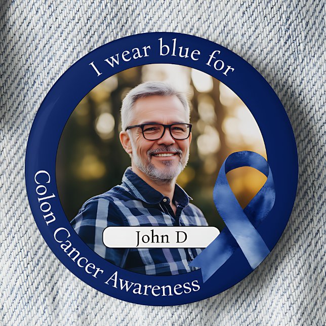Tragen Sie Blau für das Kolorektalkarzinom-Foto Button (I wear blue for Colon Cancer Awareness.  Blue awareness ribbon photo pinback button.)
