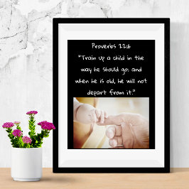 Tragen Sie ein Plakat für eine Kinderbibel auf.