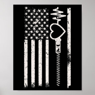 Tragen Sie im Februar die US-Flagge für Herzerkran Poster
