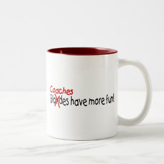 Trainer haben mehr Spaß Zweifarbige Tasse