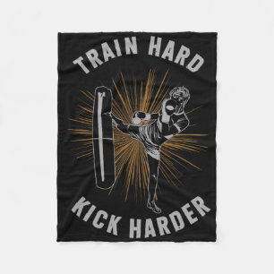 Trainiere Hart Kick Harter Kickboxen Martial Arts  Fleecedecke