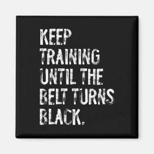 Training behalten, bis der Gürtel zu Black Karate Magnet