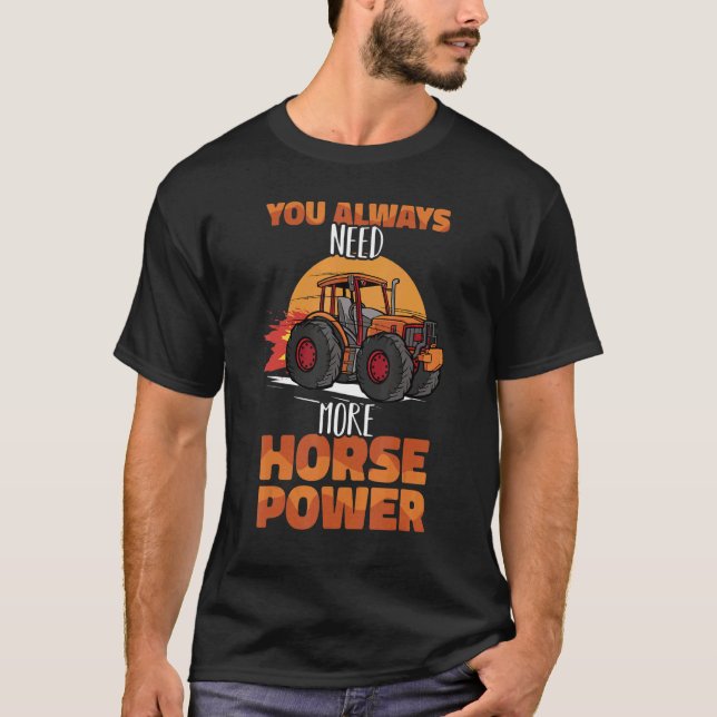 Traktor Pull braucht immer mehr Leistung Traktor  T-Shirt (Vorderseite)