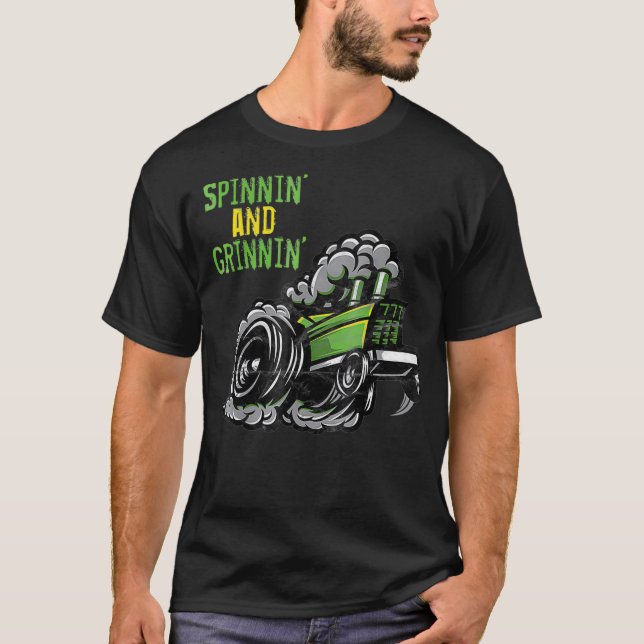 Traktor    PullingSpinnin und Grinnin Pull  T-Shirt (Vorderseite)