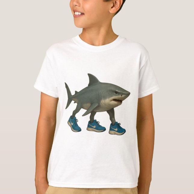 Tralalero Tralala shark in sneakers  T-Shirt (Vorderseite)