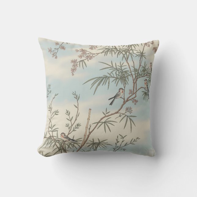 Tranquil Sky Birds Throw Kissen (Vorderseite)
