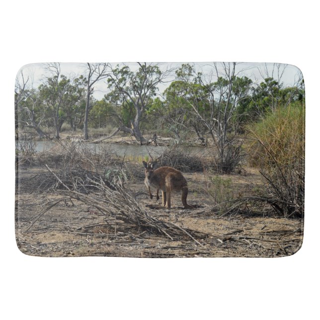 Tranquisiter Moment: Australisches Kangaroo in Bil Badematte (Vorderseite)