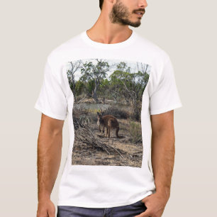 Tranquisiter Moment: Australisches Kangaroo in Bil T-Shirt